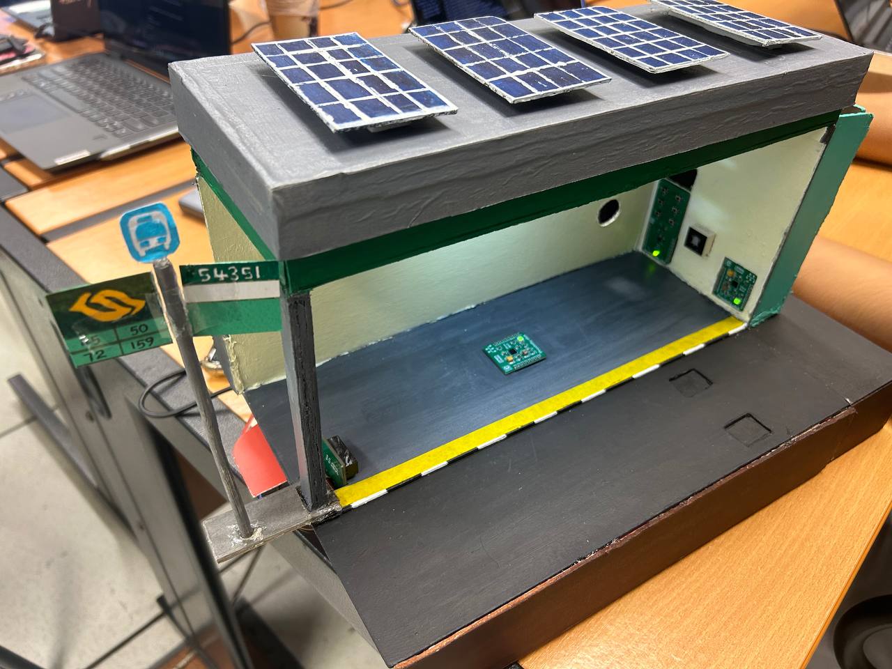 Smart Bus Stop Prototype